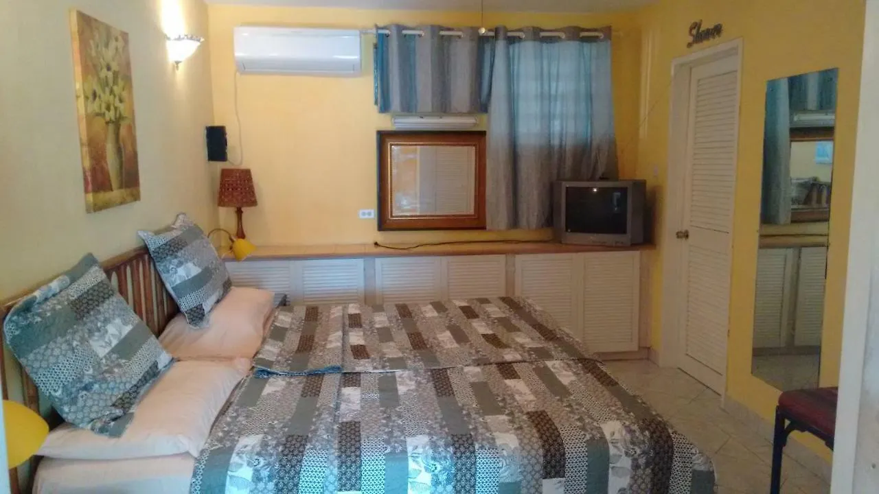 Condominium 220 Saint James Barbados
